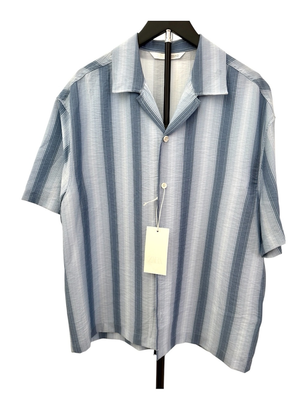 Zara Men's Short-Sleeve Button-Down in Sky and Navy Vertical Stripes